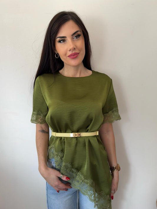 Blusa Satin Oliva con Pizzo
