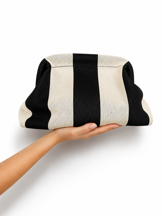 Clutch Aura Black