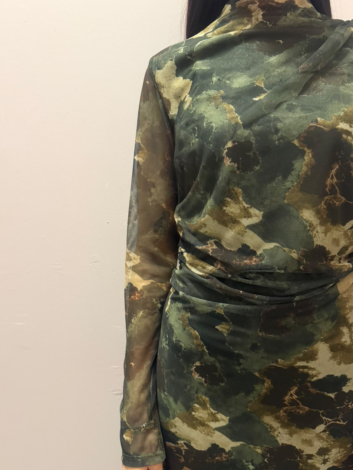 Abito Midi in Tulle Stretch con Stampa Astratta verde | Dress Lab